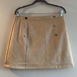 Guess Los Angeles. Beige Mini Skirt with Metal Buttons.